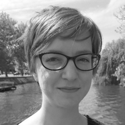Dr Vivien Burrows